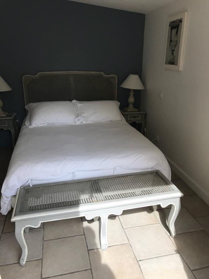 Bed and Breakfast Mas Des Limites à Rognonas Extérieur photo