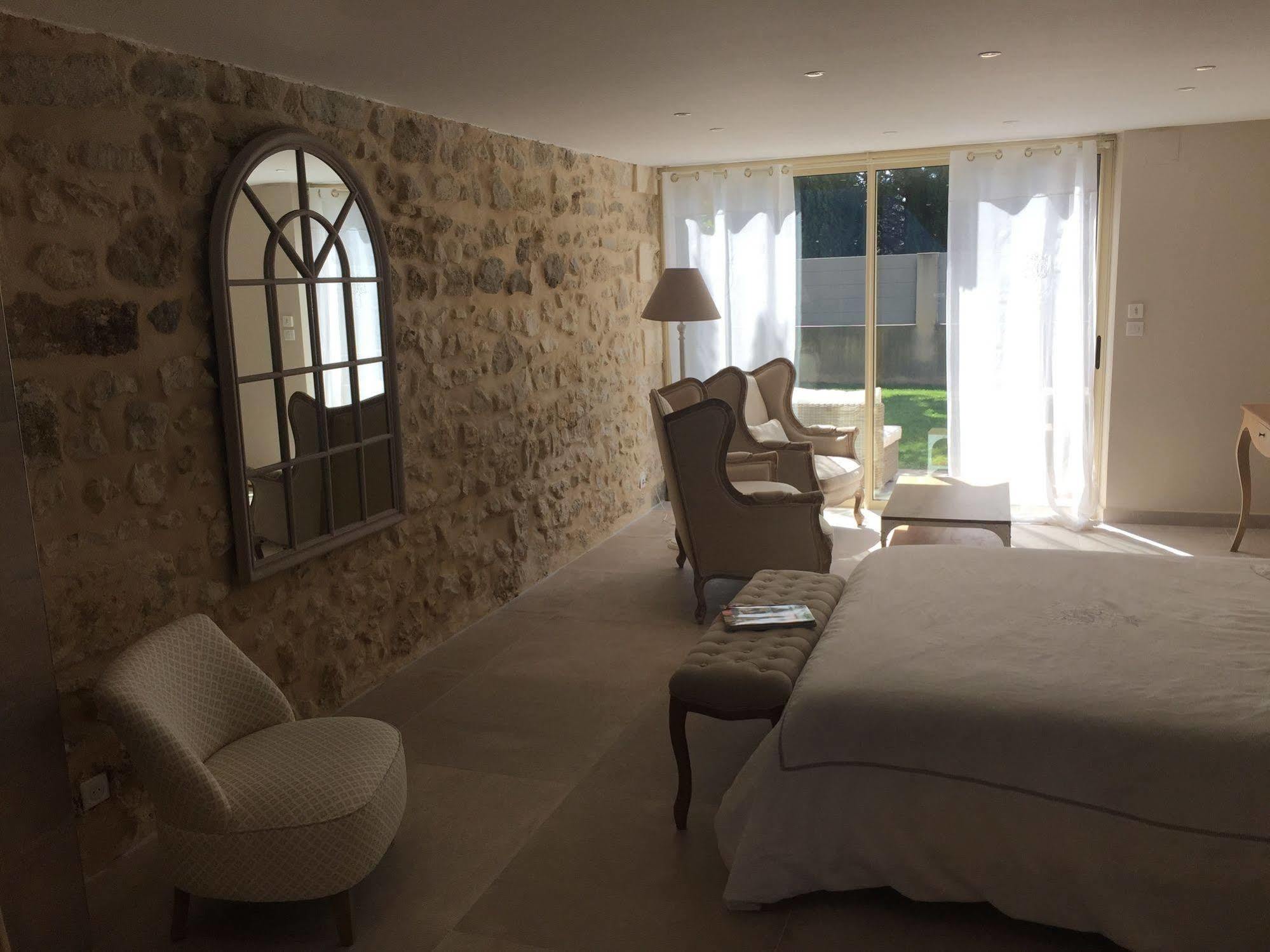 Bed and Breakfast Mas Des Limites à Rognonas Extérieur photo